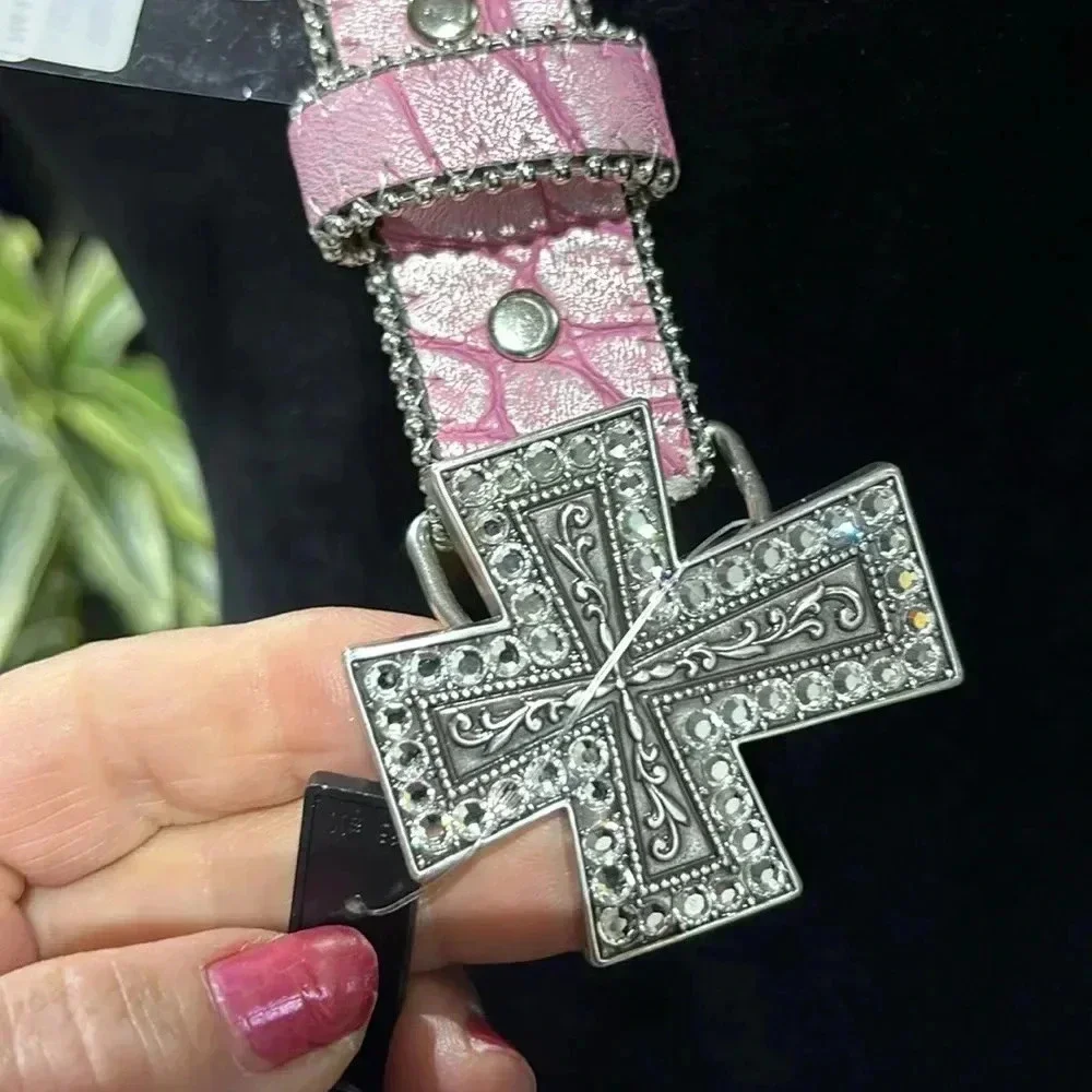 Nocona Genuine Leather lining, pink croc pattern,silver/rhinestone cross buckle